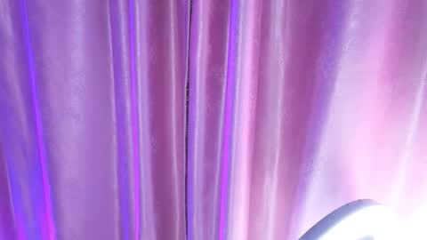 Snapshot of jade_white_ chatting on 6, 1, 2026 jade white online show from 6, 1, 2026