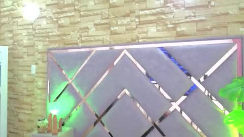 Snapshot of jade_white_ chatting on 8, 1, 2026 jade white online show from 8, 1, 2026