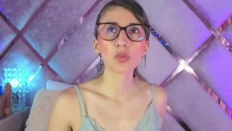 Snapshot of jade_white_ chatting on 5, 2, 2026 jade white online show from 5, 2, 2026