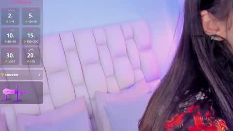 Jade Red  online show from 31, 5, 2026