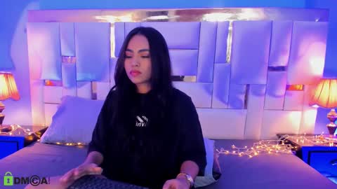 Snapshot of jadeekhan chatting on 12, 9, 2025 Jade online show from 12, 9, 2025