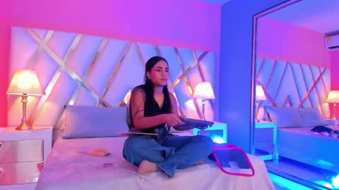 Snapshot of jadeekhan chatting on 11, 10, 2025 Jade online show from 11, 10, 2025