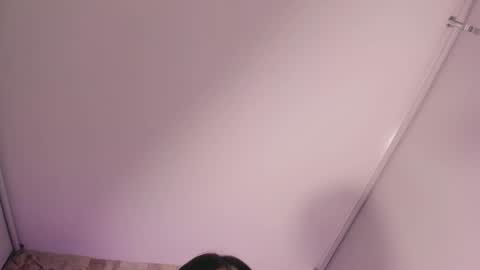 jadeestudios online show from 9, 12, 2024