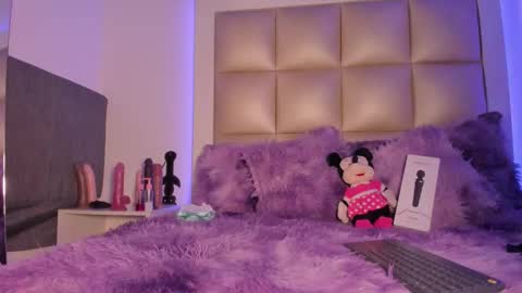 Snapshot of jadeestudios chatting on 20, 12, 2025 jadeestudios online show from 20, 12, 2025