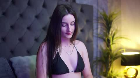  Jade  online show from 26, 5, 2026
