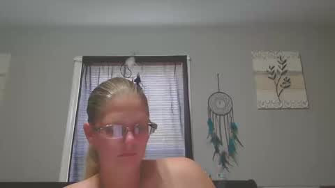 Snapshot of jadeluv chatting on 12, 10, 2025 JadeLuv online show from 12, 10, 2025