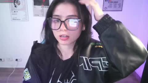 Snapshot of jademonet_ chatting on 9, 6, 2026 Jade 3 online show from 9, 6, 2026