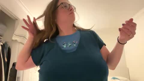 Snapshot of jademonroe0522 chatting on 11, 10, 2025 jademonroe0522 online show from 11, 10, 2025