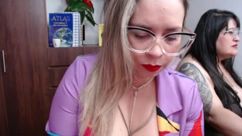 JADEMOOMS online show from 7, 4, 2026