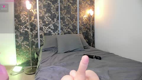 JADE online show from 31, 1, 2025