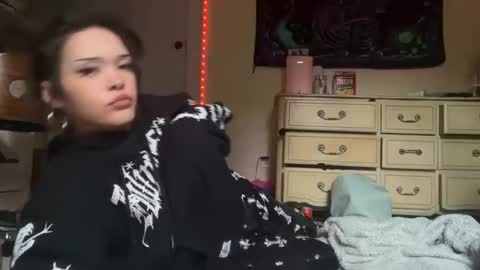 Snapshot of jadenragexoxo chatting on 15, 4, 2026 jadenragexoxo online show from 15, 4, 2026