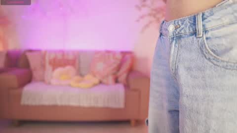 Jade Summer online show from 14, 11, 2025