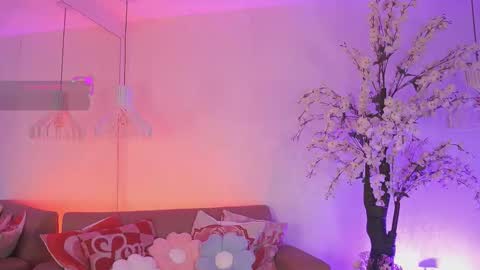 Jade Summer online show from 23, 2, 2026