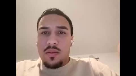 Snapshot of jadriel23 chatting on 8, 10, 2025 jadriel23 online show from 8, 10, 2025