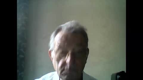 Snapshot of jahanc01 chatting on 4, 10, 2025 Malko online show from 4, 10, 2025