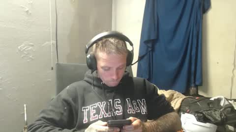 Snapshot of jake265897 chatting on 29, 9, 2025 showingitoff online show from 29, 9, 2025