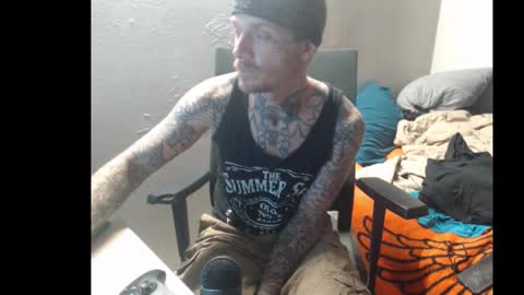 Snapshot of jake265897 chatting on 18, 10, 2025 showingitoff online show from 18, 10, 2025