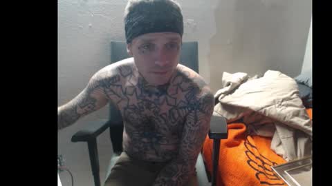 Snapshot of jake265897 chatting on 21, 10, 2025 showingitoff online show from 21, 10, 2025