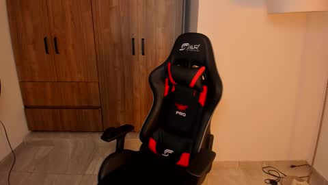 Snapshot of jake_pons chatting on 21, 9, 2025 Jake Pons online show from 21, 9, 2025