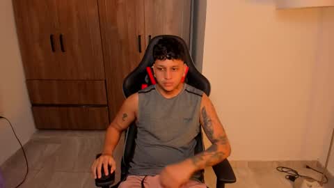 Snapshot of jake_pons chatting on 1, 10, 2025 Jake Pons online show from 1, 10, 2025