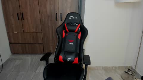 Snapshot of jake_pons chatting on 16, 10, 2025 Jake Pons online show from 16, 10, 2025