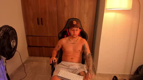 Snapshot of jake_pons chatting on 3, 3, 2026 Jake Pons online show from 3, 3, 2026