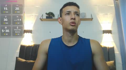 Snapshot of jake_shadow14 chatting on 18, 9, 2025 Hi guys im new 3 online show from 18, 9, 2025