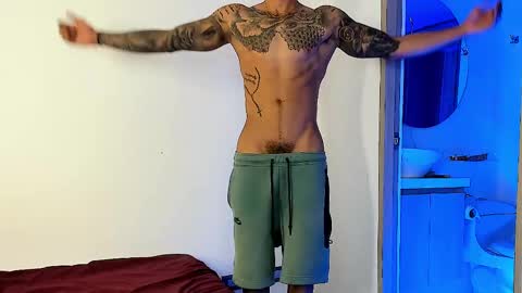 Snapshot of jakee_brown chatting on 16, 2, 2025 Santiago online show from 16, 2, 2025