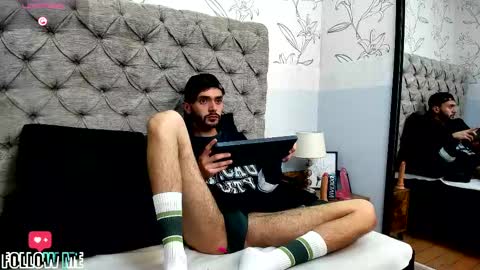 jakemagnus_ online show from 9, 1, 2025