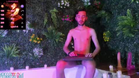 jakemagnus_ online show from 16, 1, 2025