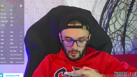 jakemagnus_ online show from 28, 2, 2025