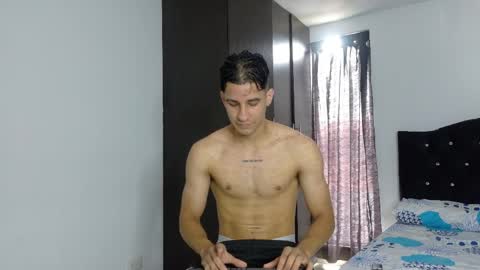 Snapshot of jakemonroe1 chatting on 7, 4, 2026 JakeMonroe online show from 7, 4, 2026