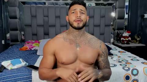my name is sebas If you come here dont hesitate to say hello Im a guy who really likes having conversations and having hot online show from 4, 5, 2026