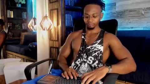   online show from 24, 10, 2025