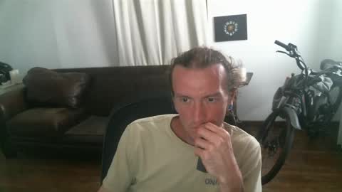 Snapshot of jambu32 chatting on 3, 4, 2026 jambu32 online show from 3, 4, 2026