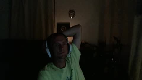 Snapshot of jambu32 chatting on 18, 4, 2026 jambu32 online show from 18, 4, 2026