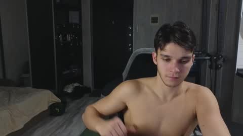 Snapshot of james_friends chatting on 10, 3, 2026 James online show from 10, 3, 2026