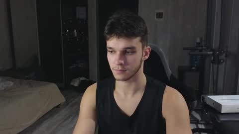 Snapshot of james_friends chatting on 17, 3, 2026 James online show from 17, 3, 2026