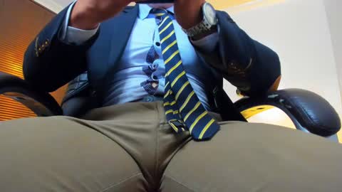 Snapshot of james_thick1 chatting on 14, 2, 2025 James online show from 14, 2, 2025