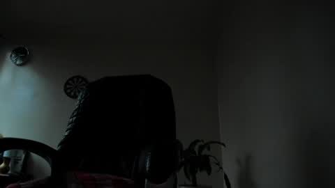 Snapshot of james_thick1 chatting on 5, 3, 2025 James online show from 5, 3, 2025
