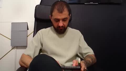 Snapshot of jamesmyersx chatting on 6, 10, 2025 JamesMyers online show from 6, 10, 2025