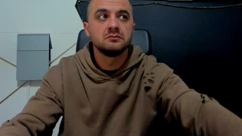 Snapshot of jamesmyersx chatting on 10, 5, 2026 JamesMyers online show from 10, 5, 2026