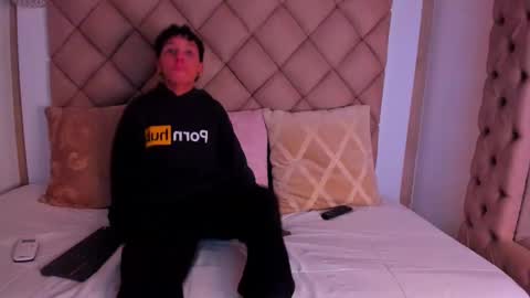 jamess_ford online show from 18, 1, 2025