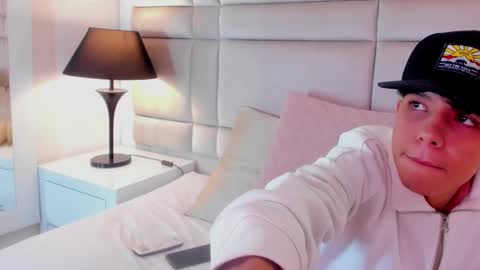 jamess_ford online show from 20, 1, 2025