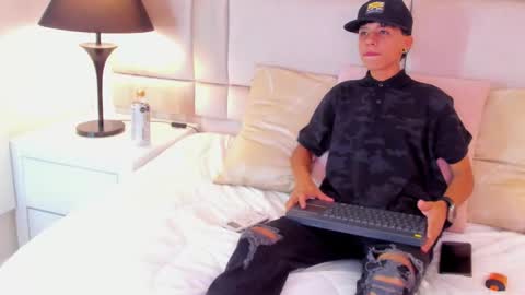 jamess_ford online show from 23, 1, 2025