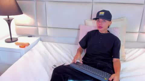 jamess_ford online show from 28, 1, 2025