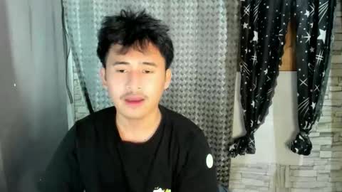 Snapshot of jamesthebigcockxxx chatting on 28, 5, 2026 jamesthebigcockxxx online show from 28, 5, 2026