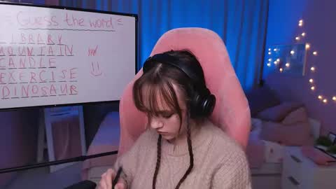 Snapshot of jamie_chung chatting on 20, 2, 2026 jamie_chung online show from 20, 2, 2026