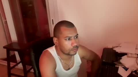 Snapshot of jamielonnas chatting on 15, 10, 2025 Jamie Lonnas online show from 15, 10, 2025