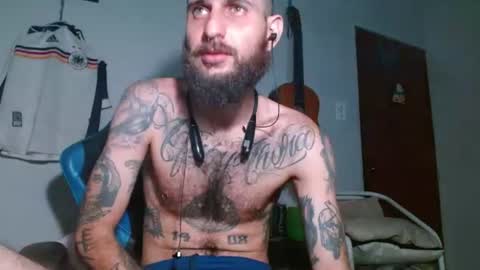 Snapshot of jammes_owen chatting on 25, 6, 2026 Jammes. online show from 25, 6, 2026